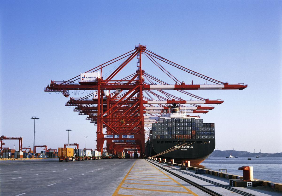 <a href='http://www.westfieldfloors.com' title='電池海運' >電池海運</a>
